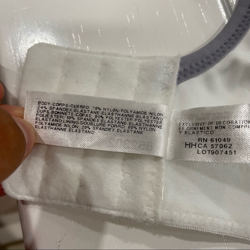 Wacoal Sport Wire Free Bra White Grey 32DDD Gym Athletic 852302 Supportive - Picture 7 of 8